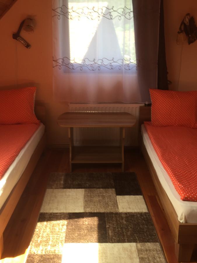 Becze Vanda kulcsosház Szárhegy Kültér fotó